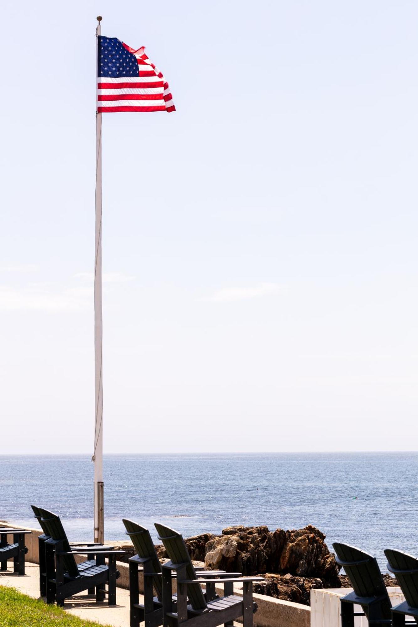Bluebird Ocean Point Inn מראה חיצוני תמונה